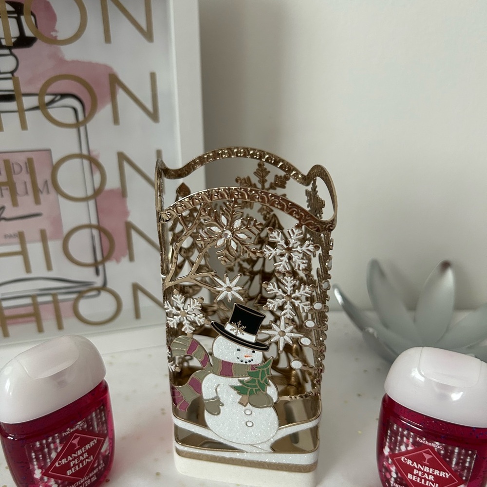 Bath & Body Works Winter Soap Holder Sleeve & Cranberry Pear Pocket Sanitizers
